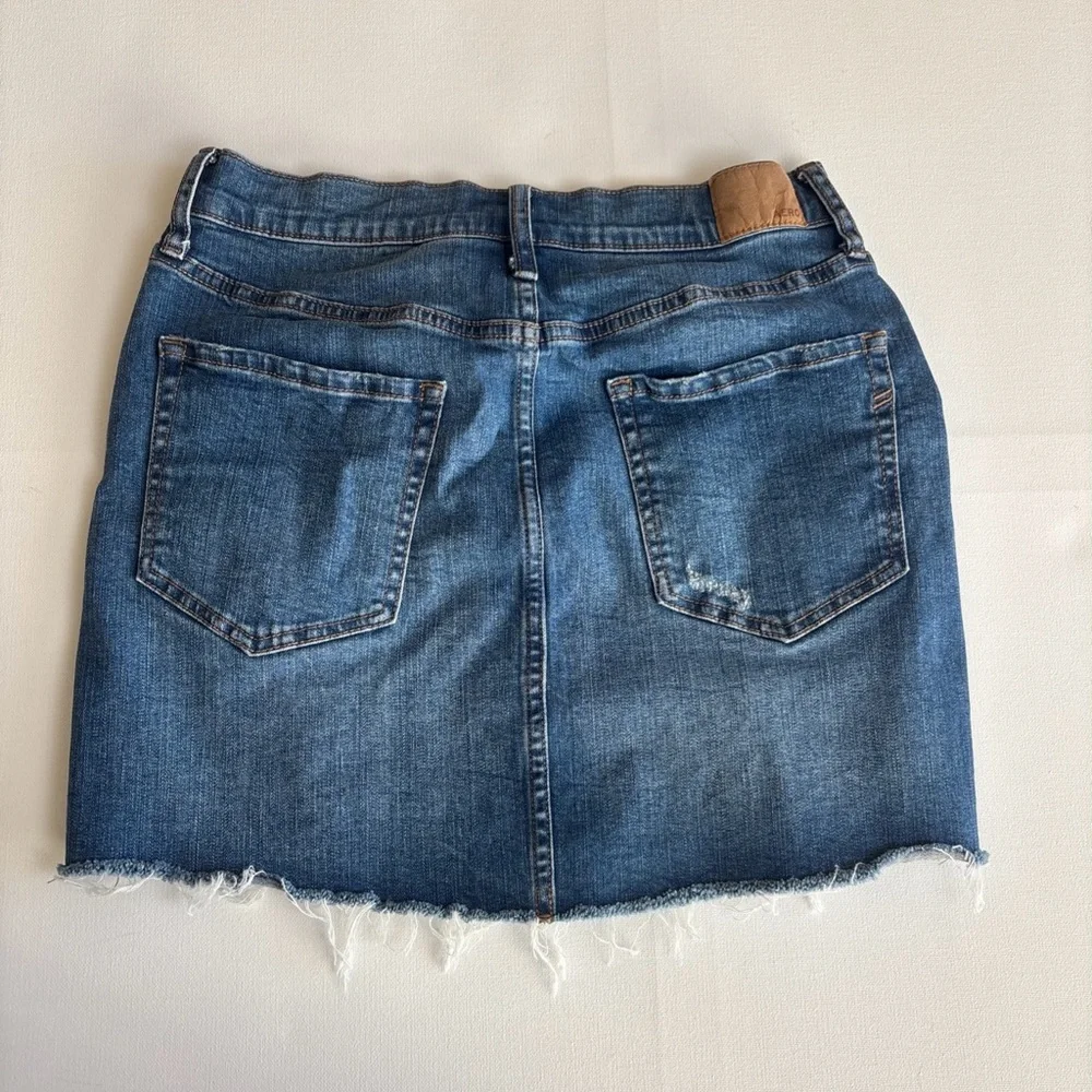 Aeropostale Sz‎ 8 High Rise Distressed Raw Hem Denim Jean Mini Skirt Grunge